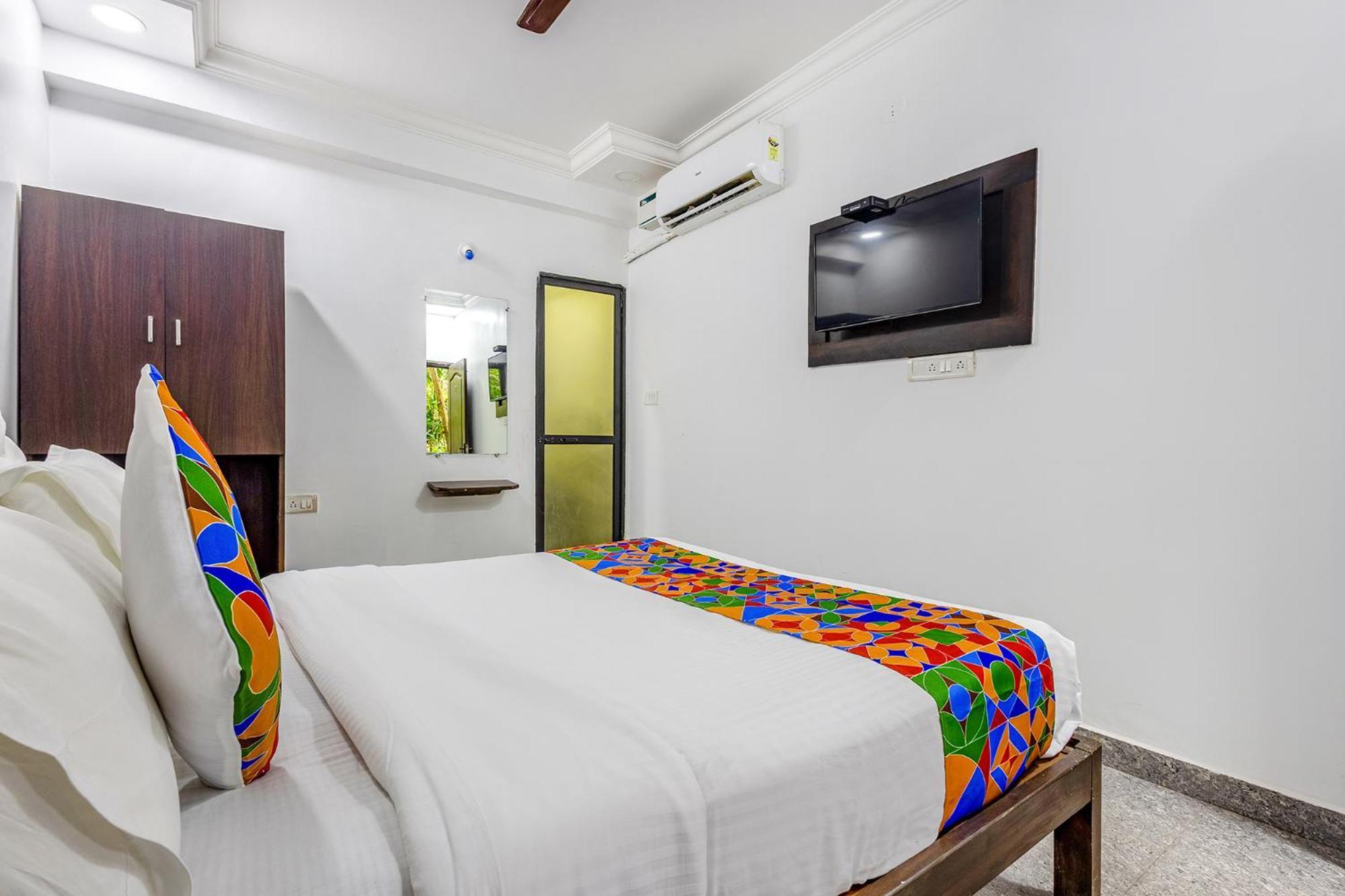 Fabhotel Raj Resort - Nr Calangute Beach Esterno foto